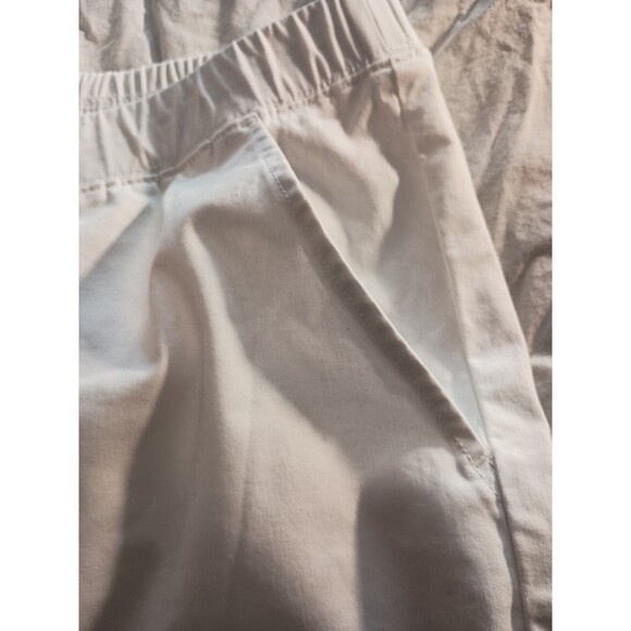 d&co. Capri Pants Size XLT White Elastic Waist - Picture 7 of 9
